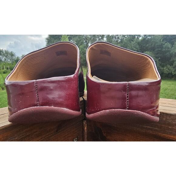FitFlops Womens Sz 9 Clogs Red Slip On Shiny Fit Flop - Picture 5 of 10